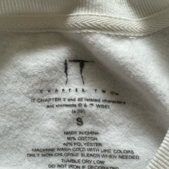 IT Chaoter 2: Pennywise Sweatshirt: “Loser Club” Sweatshirt Unisex Small - Picture 4 of 4